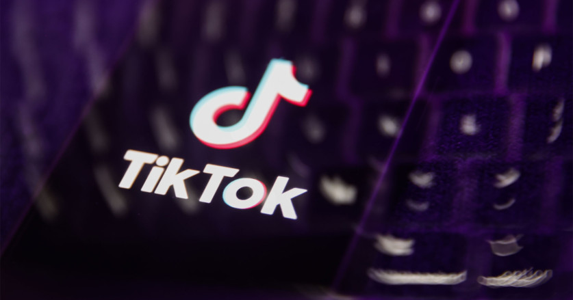 TikTok Kini Memungkinkan Pengguna Mengirim Pesan Suara dan Gambar di DM