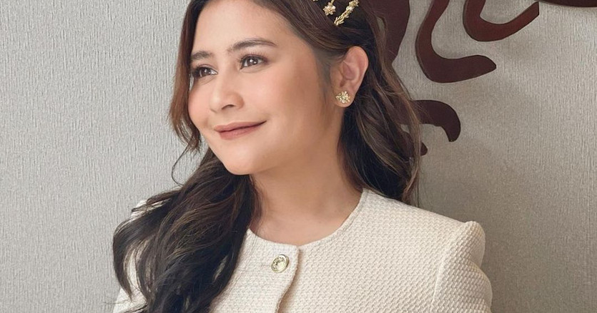 Apa yang Membuat Prilly Latuconsina Berbeda dari Selebriti Lain di Indonesia